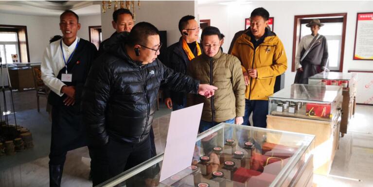 js6666zs金沙集团事情组赴稻城麻格同村督导对口帮扶事情