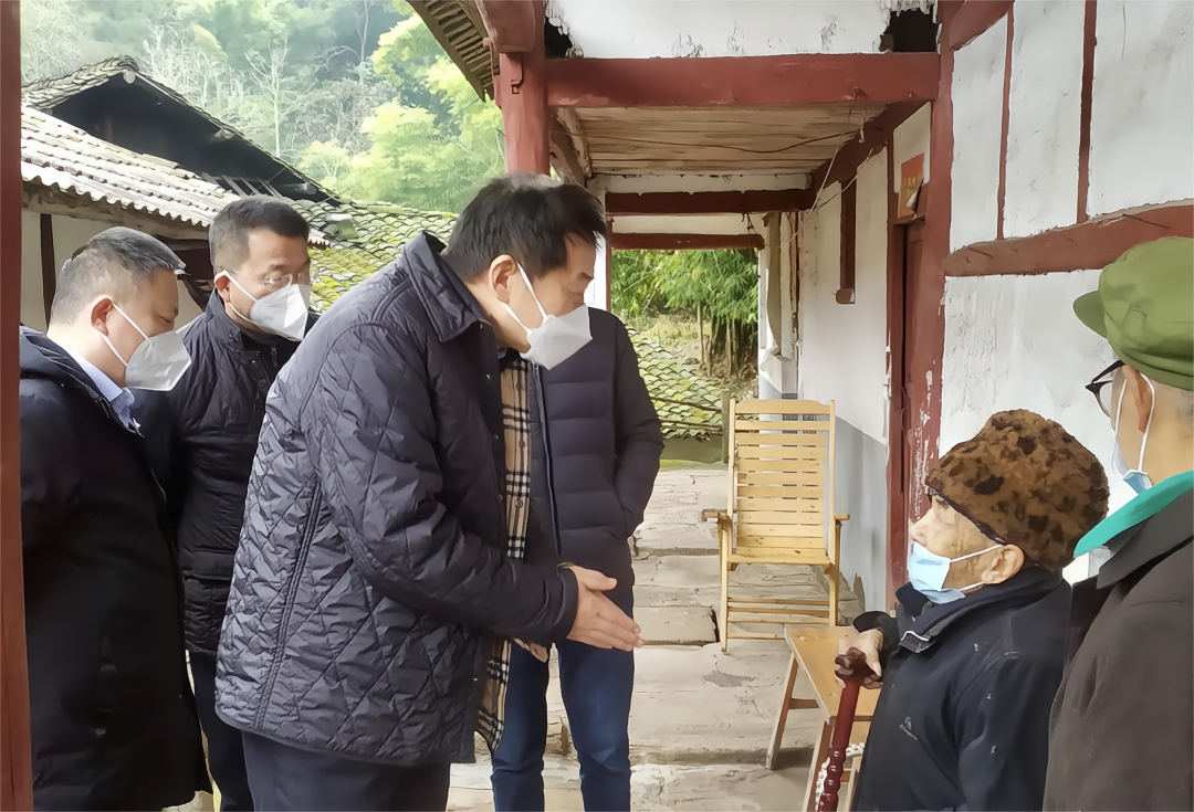 四川省js6666zs金沙集团党委书记、董事长任丁率队赴嘉陵区开展帮扶事情