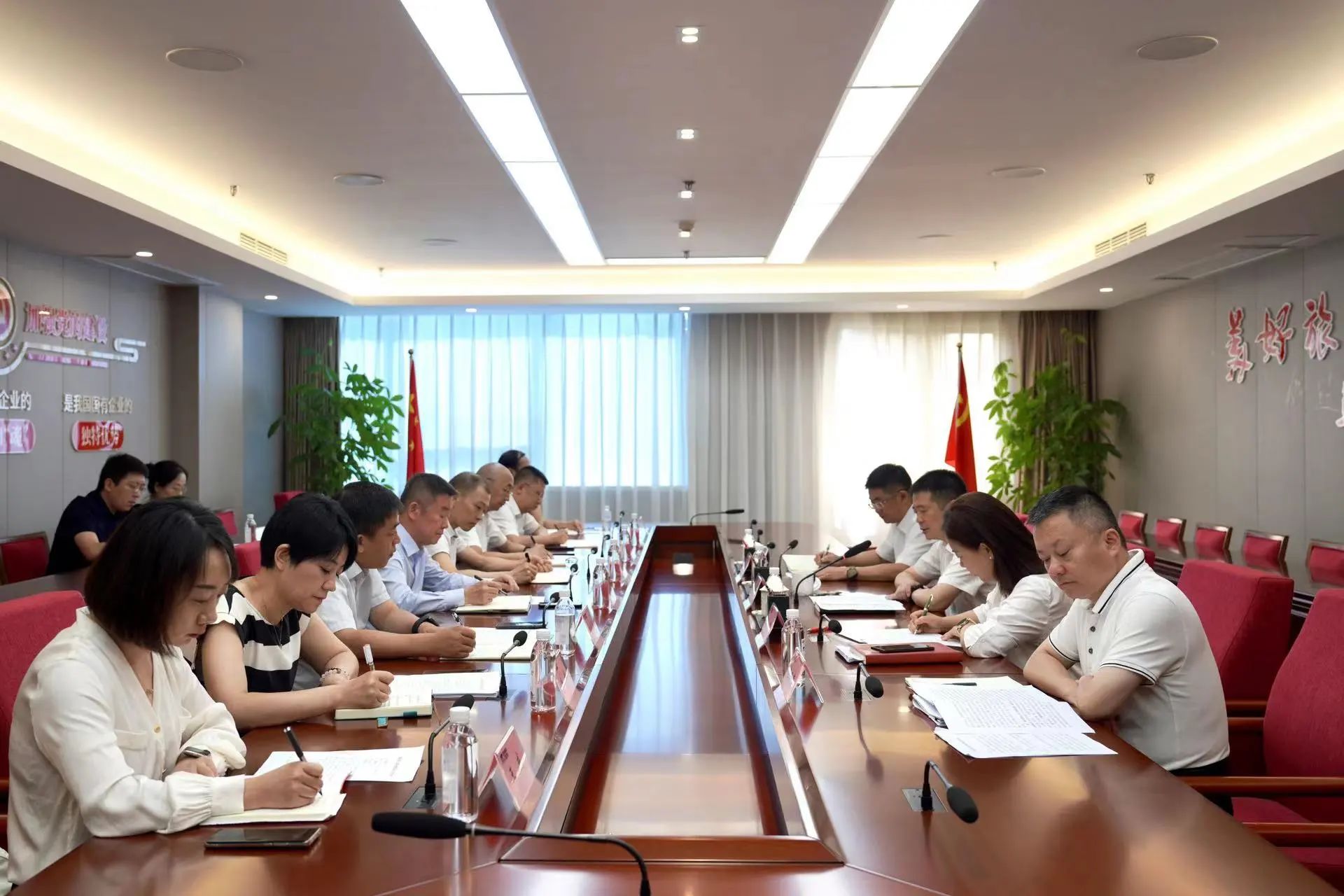 省js6666zs金沙集团召开新任职干部任前整体谈话会